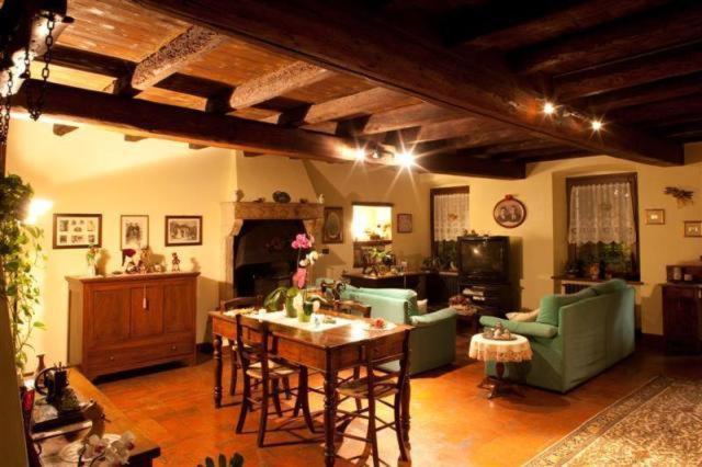 Agriturismo Corte Onida Volta Mantovana Exterior foto